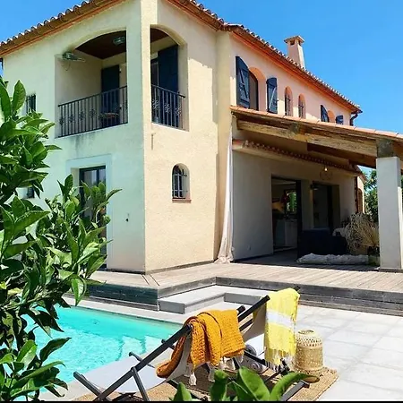 Le Petit Bali Spacieuse Villa Pour 8 Avec Piscine Saint-Cyprien  Exterior photo